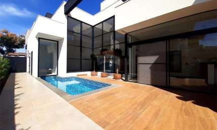 Casa para alugar em Bonfim Paulista de 270.17m² com 3 Quartos, 3 Suites e 4 Garagens