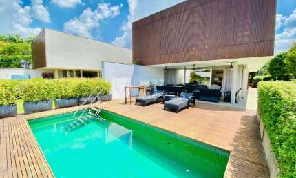 Casa para venda em Fazenda Boa Vista I de 347.00m² com 4 Quartos, 4 Suites e 5 Garagens