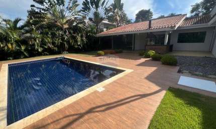 Casa de Condomínio para alugar em Araçoiaba da Serra de 500.00m² com 4 Quartos, 2 Suites e 4 Garagens