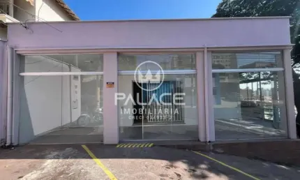 Loja para alugar em Centro de 165.00m² com 3 Quartos e 2 Garagens