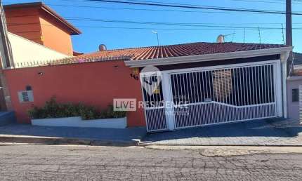 Casa para venda em Recanto Do Parque de 181.00m² com 3 Quartos, 1 Suite e 2 Garagens