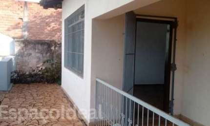 Casa para venda em Vila Antonieta I de 139.00m² com 3 Quartos, 1 Suite e 2 Garagens