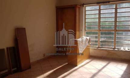 Casa para alugar em Cambui de 230.00m² com 3 Quartos, 1 Suite e 1 Garagem