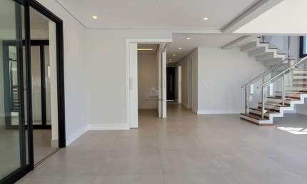Casa para venda em ALPHAVILLE DOM PEDRO 3 de 360.00m² com 5 Quartos, 5 Suites e 4 Garagens