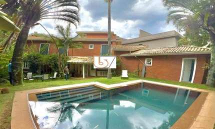 Casa de Condomínio para alugar em Tamboré de 450.00m² com 4 Quartos, 4 Suites e 6 Garagens