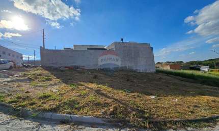 Terreno para venda em Residencial Plaza Martin de 307.00m²