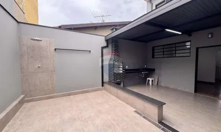 Sobrado para venda em Jardim Anhangüera de 191.12m² com 3 Quartos, 1 Suite e 2 Garagens