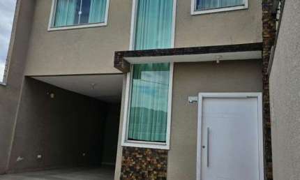 Sobrado para venda em Barigui de 170.00m² com 4 Quartos, 1 Suite e 2 Garagens