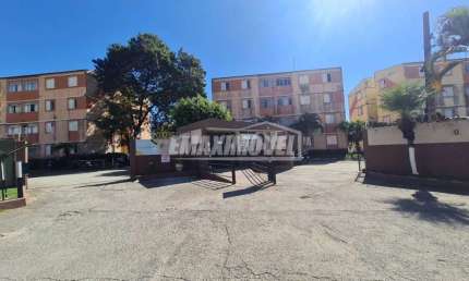 Apartamento para alugar em Wanel Ville 1 de 55.00m² com 3 Quartos e 1 Garagem