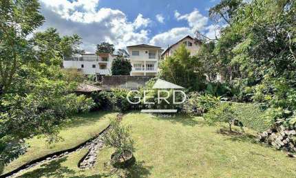 Casa de Condomínio para venda e aluguel em Parque Dom Henrique de 650.00m² com 5 Quartos, 5 Suites e 6 Garagens