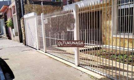 Sobrado para alugar em Vila Hermínia de 380.00m² com 4 Quartos, 1 Suite e 6 Garagens