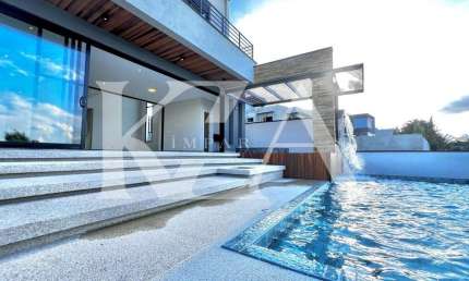 Casa para venda em Condomínio Reserva Da Serra de 544.58m² com 6 Quartos, 4 Suites e 6 Garagens
