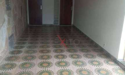 Sobrado para venda em Vila Vianelo de 178.00m² com 3 Quartos e 2 Garagens