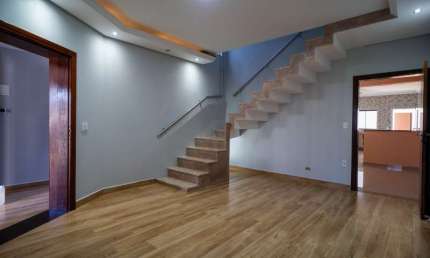 Casa para alugar em Vila Carvalho de 187.20m² com 5 Quartos, 1 Suite e 4 Garagens