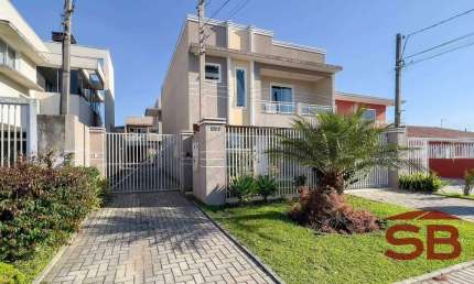 Sobrado para venda em Cajuru de 122.00m² com 3 Quartos, 1 Suite e 1 Garagem