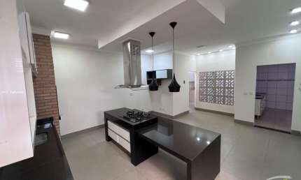 Casa para venda em Jardim Nova Yorque de 250.00m² com 3 Quartos, 1 Suite e 1 Garagem