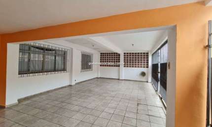 Casa para venda em Jardim Arpoador de 200.00m² com 3 Quartos e 4 Garagens