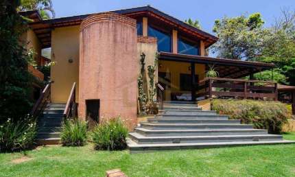 Casa para venda em Chácara Vale Do Rio Cotia de 631.00m² com 4 Quartos, 4 Suites e 4 Garagens