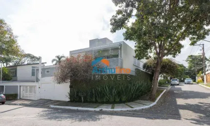 Casa para venda em Granja Julieta de 441.00m² com 4 Quartos, 4 Suites e 3 Garagens