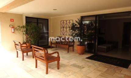 Apartamento para venda em Centro de 180.00m² com 4 Quartos, 2 Suites e 2 Garagens
