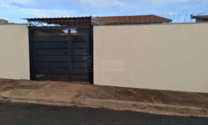Casa para venda em Parque São Paulo (vila Xavier) de 77.00m² com 3 Quartos e 3 Garagens