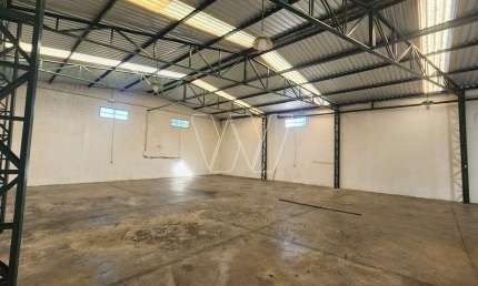 Galpão / Depósito / Armazém para venda e aluguel em Jardim Conceição (sousas) de 450.00m² com 3 Garagens