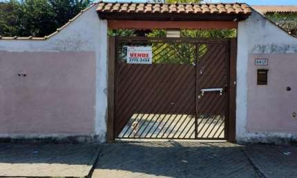 Sobrado para venda em Parque Santa Rita de 170.00m² com 3 Quartos, 1 Suite e 10 Garagens