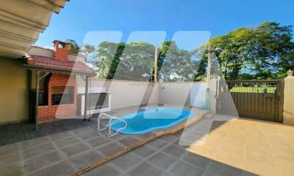 Casa para venda em São Pedro de 141.00m² com 3 Quartos e 2 Suites