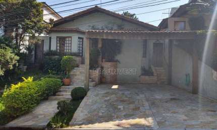Casa de Condomínio para venda em Granja Viana de 167.00m² com 3 Quartos, 1 Suite e 4 Garagens