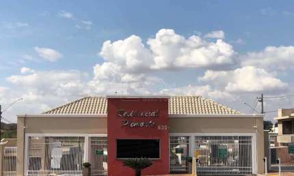 Casa de Condomínio para alugar em Jardim Residencial Maggiore de 117.00m² com 3 Quartos, 1 Suite e 2 Garagens