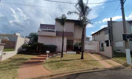 Sobrado para venda em Altos Do Jaraguá de 279.00m² com 3 Quartos e 3 Suites