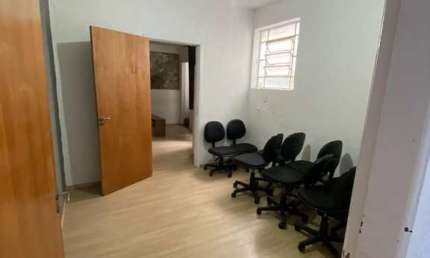 Sala Comercial para venda e aluguel em Centro de 88.00m²