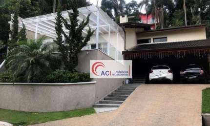 Casa de Condomínio para venda e aluguel em Granja Viana de 432.00m² com 3 Quartos, 3 Suites e 4 Garagens