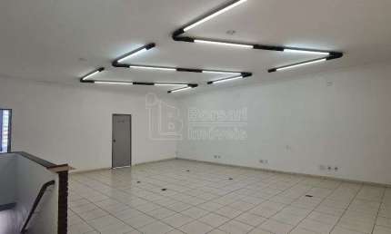 Casa comercial para alugar na Avenida Sete de Setembro, 822, Centro, Araraquara