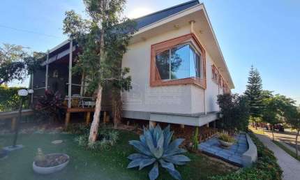 Casa de Condomínio para venda em Residencial Village Damha Ii de 325.00m² com 3 Quartos, 3 Suites e 5 Garagens