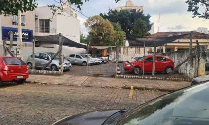 Terreno à venda na Avenida Bandeirantes, 750, Centro, Araraquara