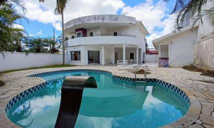 Casa de Condomínio para venda em Itapeti de 505.00m² com 5 Quartos, 3 Suites e 4 Garagens