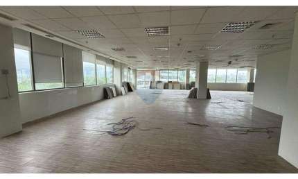 Sala Comercial para alugar em Barra Da Tijuca de 1193.00m² com 35 Garagens