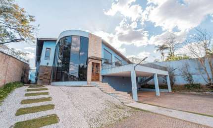 Casa de Condomínio para venda em Granja Viana de 617.00m² com 4 Quartos, 4 Suites e 8 Garagens