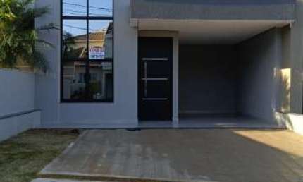 Casa para venda em Condomínio Vista Verde de 105.00m² com 3 Quartos, 1 Suite e 3 Garagens