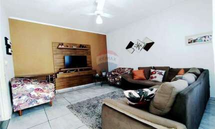 Casa para venda em Jardim Amanda Ii de 153.00m² com 3 Quartos, 1 Suite e 2 Garagens