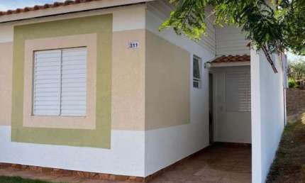 Casa para venda em Jardim Ipanema de 55.00m² com 3 Quartos, 1 Suite e 1 Garagem