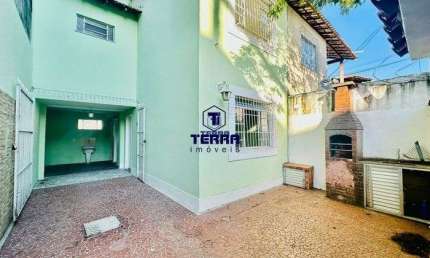 Casa para venda em Vila Iara de 80.00m² com 2 Quartos e 2 Garagens
