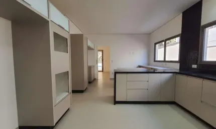 Casa de Condomínio para venda em Alphaville Residencial Um de 520.00m² com 4 Quartos, 4 Suites e 4 Garagens