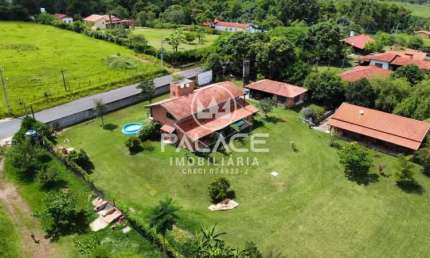 Chácara para venda em Floresta Escura de 487.00m² com 6 Quartos, 1 Suite e 10 Garagens