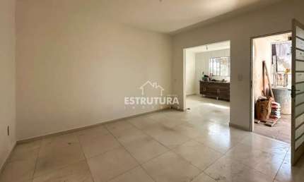 Casa para alugar em Vila Nova de 150.00m² com 2 Quartos e 1 Garagem