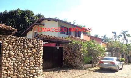 Casa para venda em Tabatinga de 410.00m² com 3 Quartos, 1 Suite e 3 Garagens