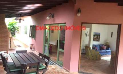 Casa para alugar em Condominio Lagoinha de 348.00m² com 4 Quartos e 4 Suites