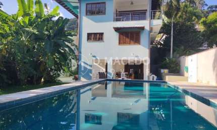 Casa para alugar em Recanto Da Lagoinha de 600.00m² com 4 Quartos, 4 Suites e 3 Garagens
