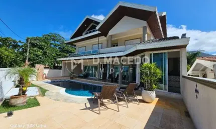Casa para alugar em Condominio Lagoinha de 416.00m² com 5 Quartos, 5 Suites e 3 Garagens